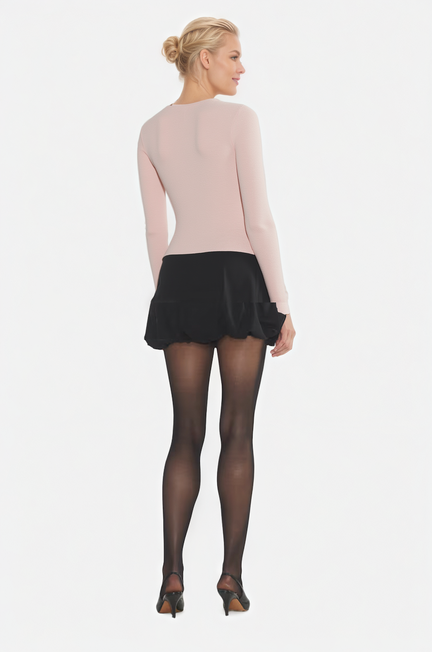 Elegant Soft Pink Scoopneck Cardigan