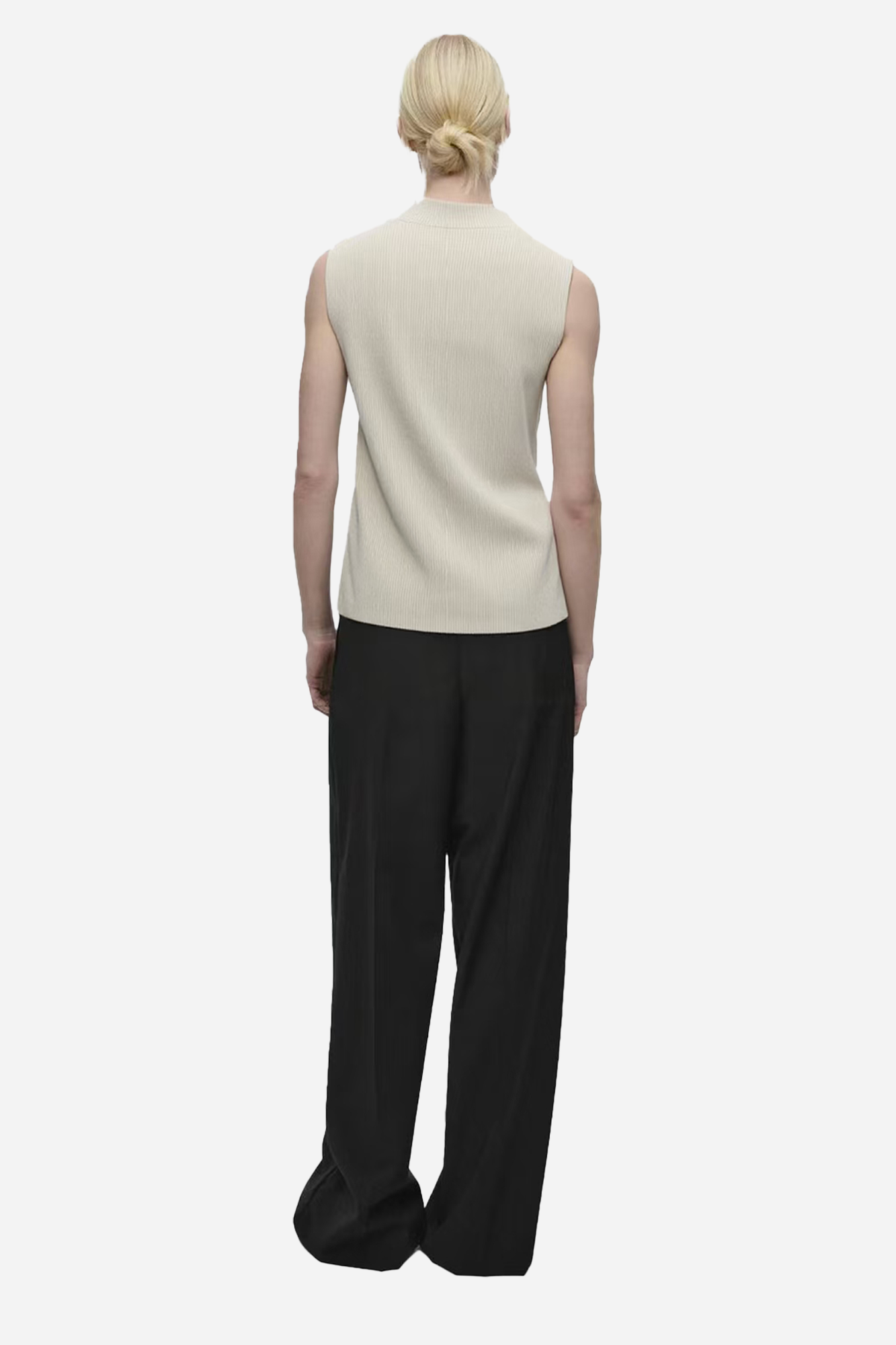 Essential Mock Neck Sleeveless Knit Top